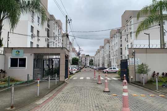 Fachada de apartamento para alugar com 1 quarto, 48m² em Taquara, Rio de Janeiro