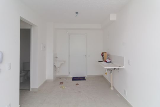 Apartamento para alugar com 2 quartos, 32m² em Vila Nova Curuca, São Paulo