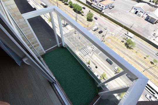 Sacada  de apartamento à venda com 1 quarto, 27m² em Cristo Rei, Curitiba