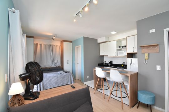 Studio de apartamento à venda com 1 quarto, 27m² em Cristo Rei, Curitiba