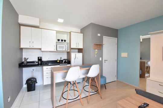 Studio de apartamento à venda com 1 quarto, 27m² em Cristo Rei, Curitiba