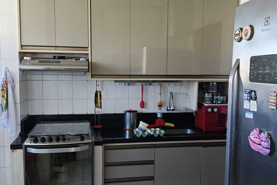 Apartamento para alugar com 3 quartos, 85m² em Costa Azul, Salvador