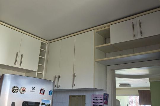 Apartamento para alugar com 3 quartos, 85m² em Costa Azul, Salvador
