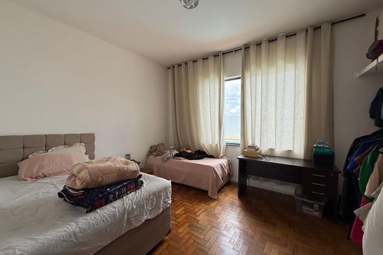 Casa para alugar com 3 quartos, 300m² em Renascença, Belo Horizonte