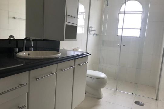 Apartamento para alugar com 4 quartos, 240m² em Santo Amaro, São Paulo