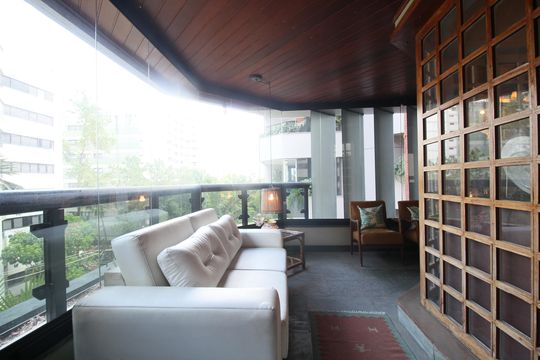 Apartamento à venda com 3 quartos, 240m² em Vila Morumbi, São Paulo