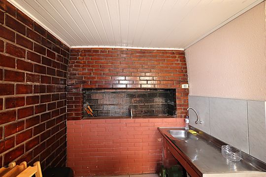 Apartamento para alugar com 1 quarto, 50m² em Jardim do Salso, Porto Alegre