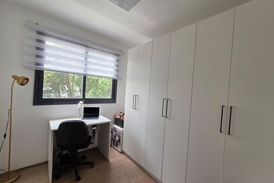 Quarto de apartamento à venda com 2 quartos, 46m² em Campininha, São Paulo