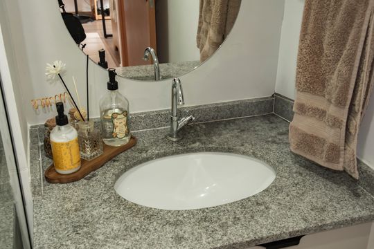Banheiro de apartamento à venda com 1 quarto, 30m² em Vila Monte Alegre, São Paulo