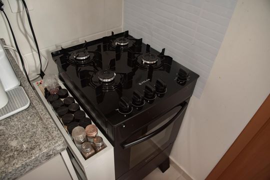Cozinha de apartamento à venda com 1 quarto, 30m² em Vila Monte Alegre, São Paulo