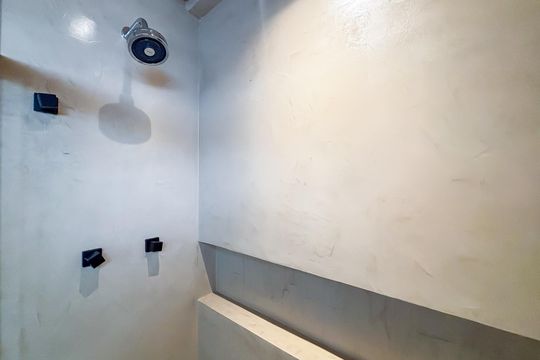 Banheiro da Suíte de apartamento para alugar com 1 quarto, 88m² em Vila Madalena, São Paulo