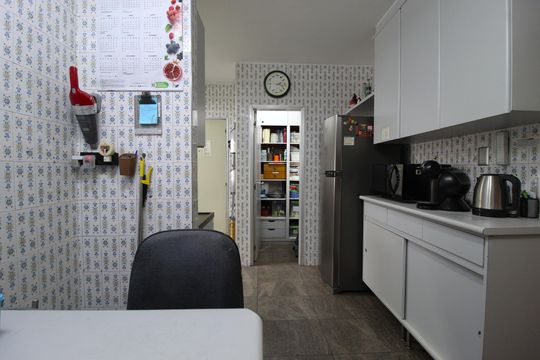 Cozinha de apartamento à venda com 3 quartos, 140m² em Itaim Bibi, São Paulo