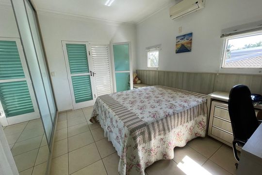 Casa para alugar com 4 quartos, 330m² em Jardim Karaíba, Uberlândia