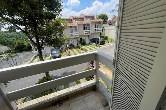 Varanda de casa de condomínio para alugar com 2 quartos, 125m² em Parque Rincao, Cotia