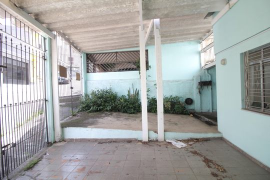 Garagem de casa à venda com 3 quartos, 120m² em Vila Regente Feijó, São Paulo