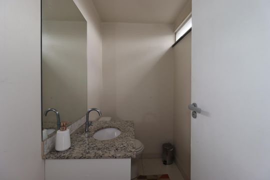 Lavabo da Cobertura de apartamento à venda com 2 quartos, 100m² em Vila Valparaíso, Santo André