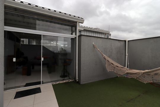 Quintal de apartamento à venda com 2 quartos, 100m² em Vila Valparaíso, Santo André