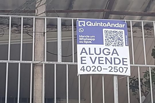Plaquinha de casa à venda com 3 quartos, 125m² em Vila Palmares, São Caetano do Sul