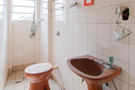 Banheiro de apartamento à venda com 1 quarto, 39m² em Liberdade, São Paulo