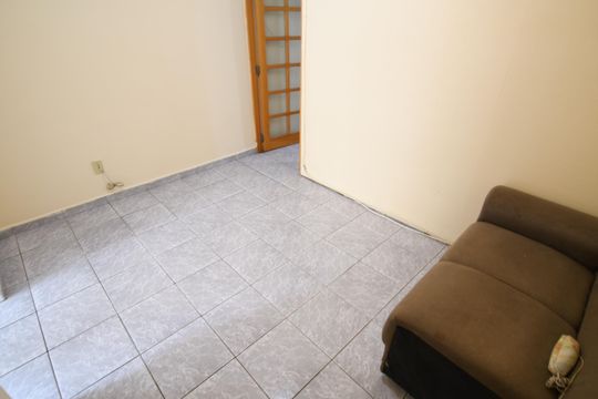 Sala de kitnet/studio para alugar com 1 quarto, 36m² em Centro, Campinas