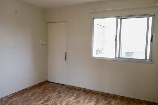 Apartamento para alugar com 2 quartos, 49m² em Ayrosa, Osasco