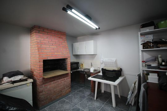 Churrasqueira de casa à venda com 3 quartos, 310m² em São Geraldo, Porto Alegre
