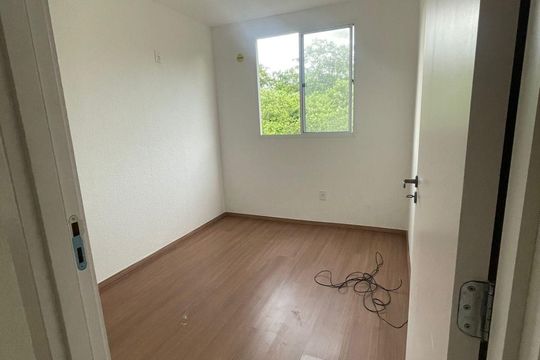 Quarto de apartamento para alugar com 2 quartos, 42m² em Santa Cruz, Rio de Janeiro
