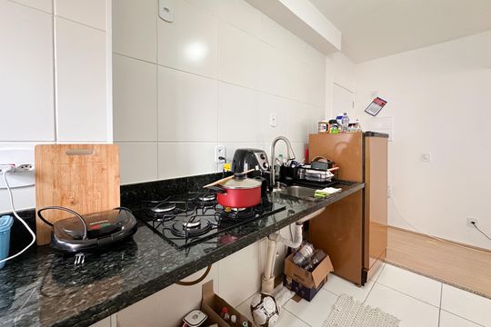 Cozinha de apartamento à venda com 2 quartos, 43m² em Bairro dos Casa, São Bernardo do Campo