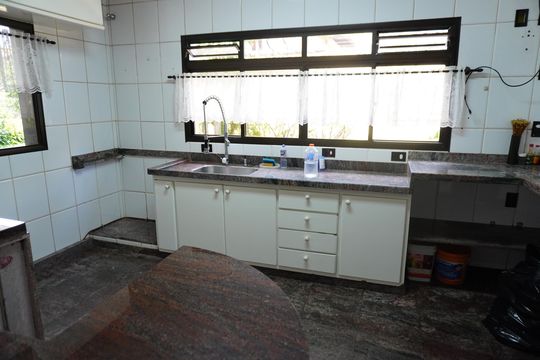 Cozinha de casa para alugar com 4 quartos, 1000m² em Vila Frezzarin, Americana