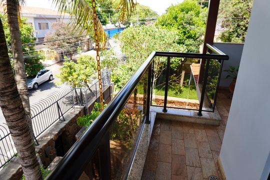 Sacada de casa para alugar com 4 quartos, 1000m² em Vila Frezzarin, Americana