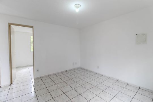 Sala de apartamento à venda com 2 quartos, 46m² em Conjunto Residencial José Bonifácio, São Paulo