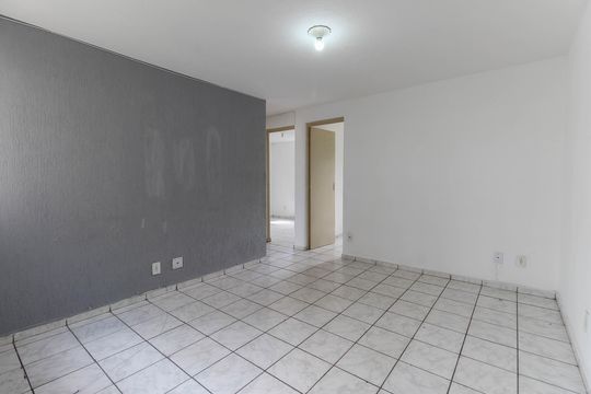 Apartamento à venda com 2 quartos, 46m² em Conjunto Residencial José Bonifácio, São Paulo