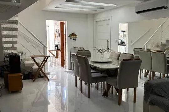 Casa à venda com 2 quartos, 240m² em Guaratiba, Rio de Janeiro