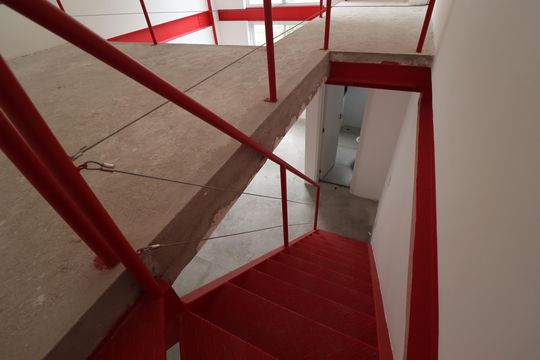 Escada de apartamento à venda com 1 quarto, 52m² em Santa Terezinha, Santo André