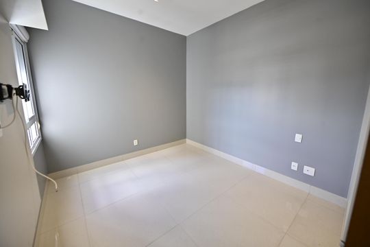 Apartamento para alugar com 4 quartos, 191m² em Setor Bueno, Goiânia