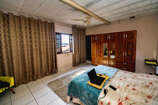 Casa à venda com 4 quartos, 377m² em Floramar, Belo Horizonte