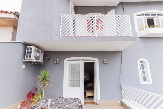 Casa de Condomínio para alugar com 4 quartos, 350m² em Adalgisa, São Paulo