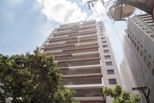Fachada de apartamento à venda com 2 quartos, 75m² em Parque Imperial, São Paulo