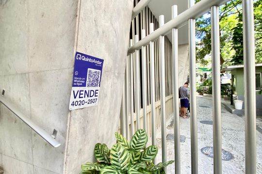 Placa de apartamento à venda com 3 quartos, 146m² em Copacabana, Rio de Janeiro