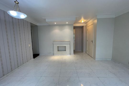 Sala de apartamento à venda com 3 quartos, 96m² em Cidade São Francisco, São Paulo