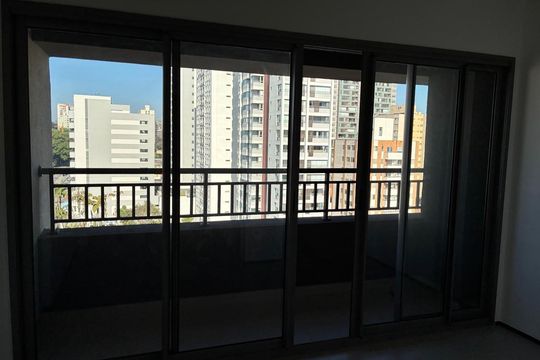 Varanda de kitnet/studio à venda com 1 quarto, 22m² em Santo Amaro, São Paulo