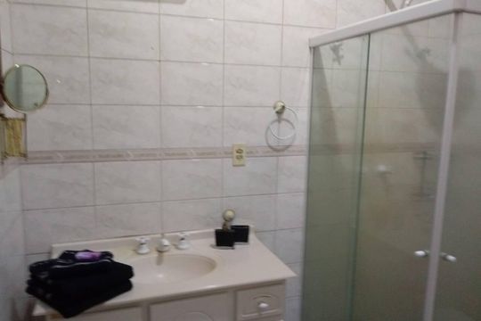 Banheiro de casa de condomínio para alugar com 5 quartos, 3500m² em Colinas do Mosteiro de Itaici, Indaiatuba