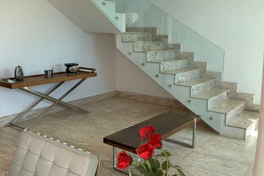 Sala de casa para alugar com 4 quartos, 400m² em Joá, Lagoa Santa