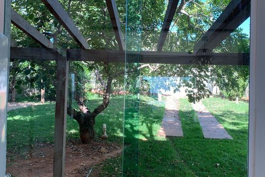 Área externa de casa para alugar com 4 quartos, 400m² em Joá, Lagoa Santa