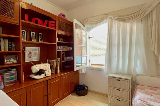 Quarto 1 de casa para alugar com 3 quartos, 256m² em Vila Madalena, São Paulo