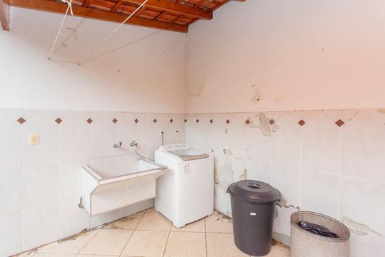 Área de Serviço de casa para alugar com 3 quartos, 300m² em Jardim Florida Paulista, São Paulo