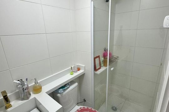 Banheiro de apartamento para alugar com 2 quartos, 33m² em Vila Ema, São Paulo