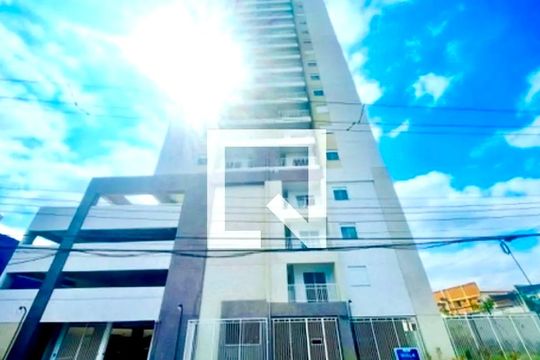 Fachada do Prédio  de apartamento à venda com 2 quartos, 55m² em Vila das Bandeiras, Guarulhos
