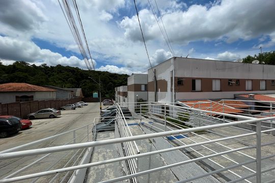 Condomínio de casa de condomínio para alugar com 2 quartos, 85m² em Água Espraiada (caucaia do Alto), Cotia