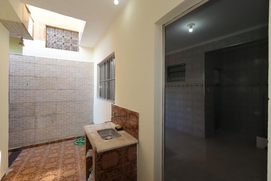Área de Serviço de casa para alugar com 1 quarto, 25m² em Vila Palmares, Santo André